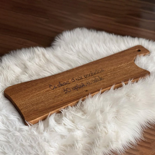 Velika lesena personalizirana dilca – deska za serviranje